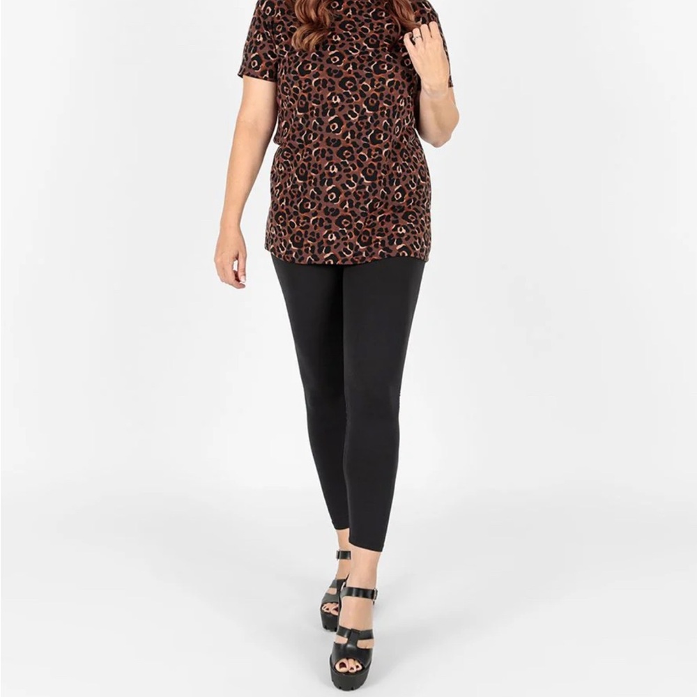 LuLaRoe Black TC leggings